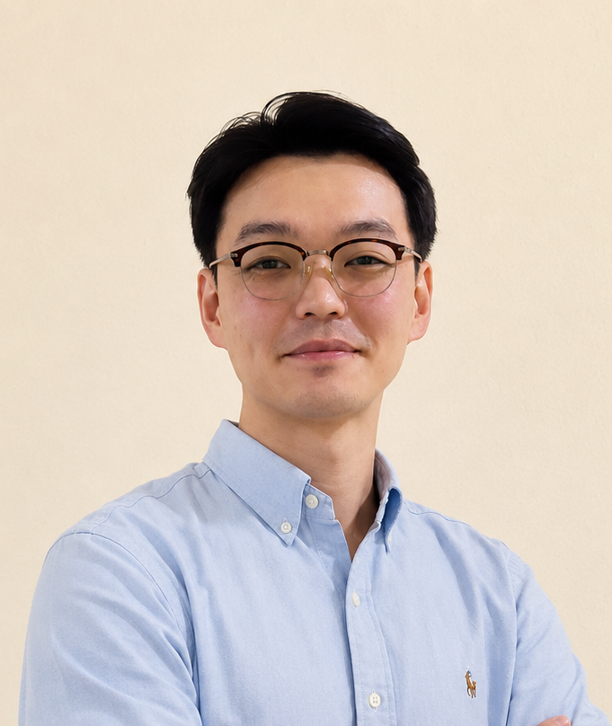 홍정휘조교수 사진